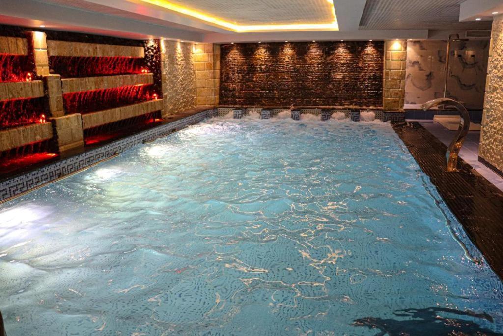Rival Hotel Амман Екстер'єр фото
